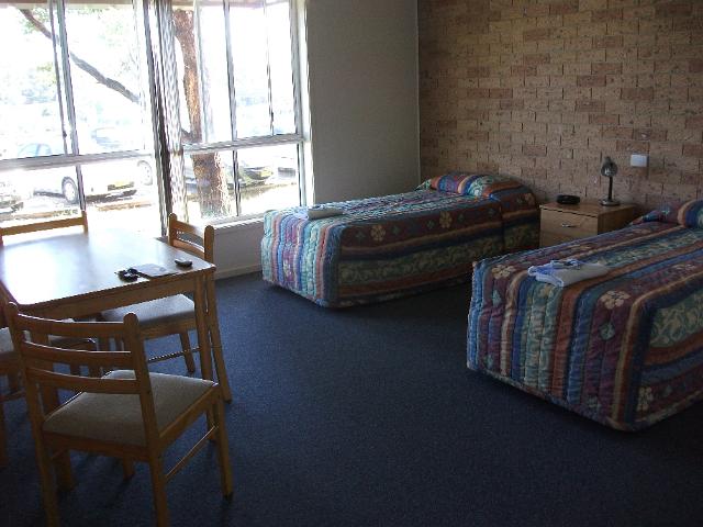 rotary-lodge 004.JPG